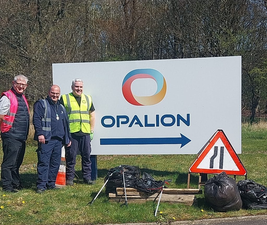 Opalion World Earth Day Cumbernauld Litterpick 3 (2)