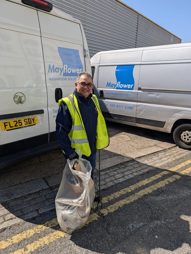 Opalion World Earth Day Cumbernauld Litterpick 5